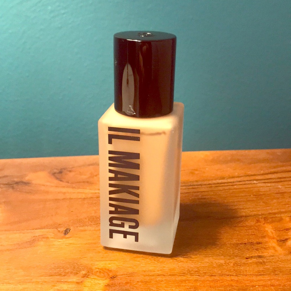 IL MAKIAGE Woke Up Like This Foundation Shade 105